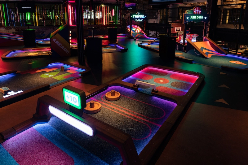 Picture of the Louisville Puttshack course